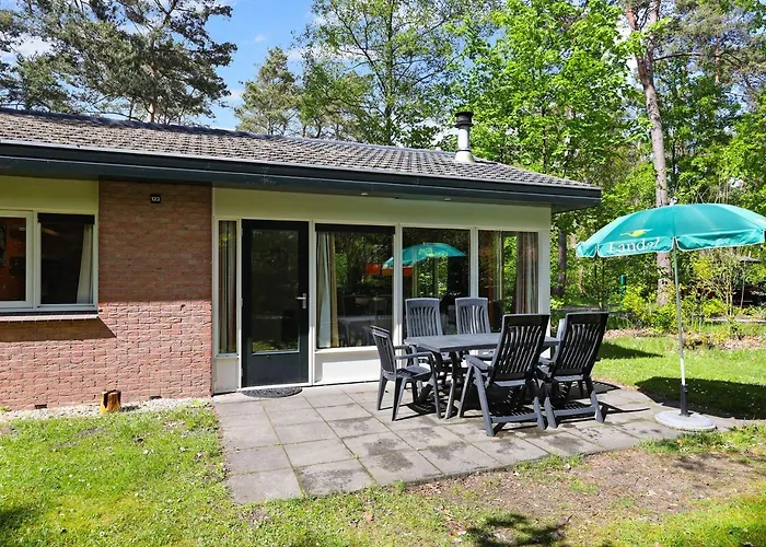 Comfort 6-person Dog In The Landal Heideheuvel *