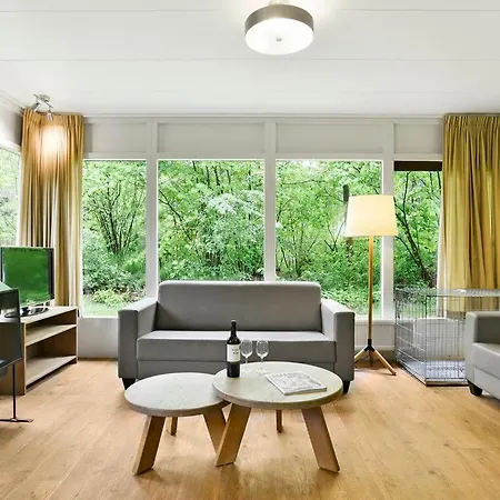 Comfort 6-person Dog In The Landal Heideheuvel Beekbergen