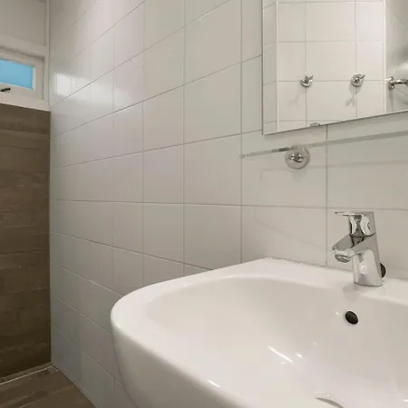 Comfort 6-person Dog In The Landal Heideheuvel * Beekbergen