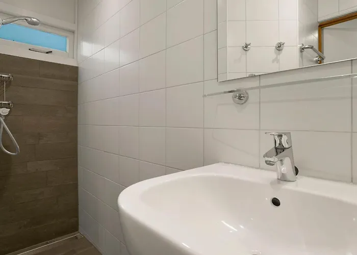 Comfort 6-person Dog In The Landal Heideheuvel * Beekbergen